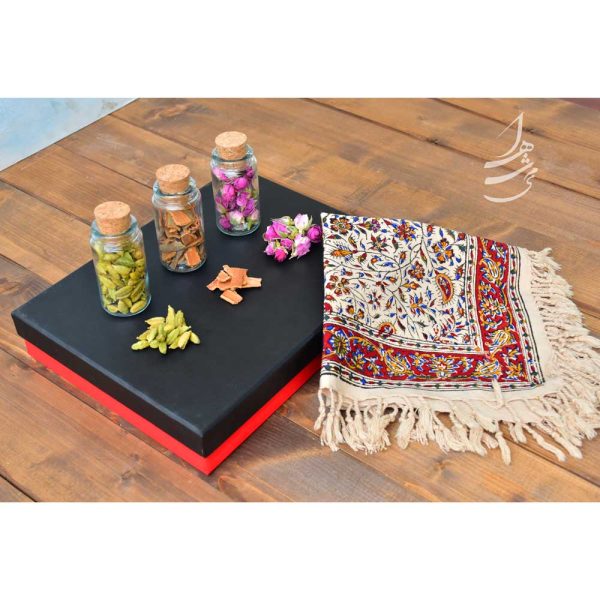 ست دمنوش و رومیزی قلمکار 50 در 50 سانتی 2