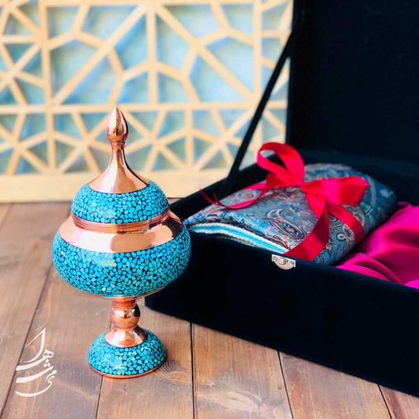 ست شکلات خوری فیروزه کوبی 25 سانتی و رومیزی ترمه ابریشم 1 در 1