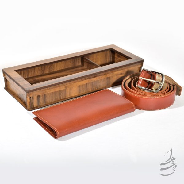 ست چرم کیف کتی و کمربند مردانه با جعبه چوبی کد ch-3156 4