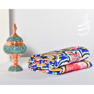 ست شکلات خوری فیروزه کوبی 18 سانتی و رومیزی مخمل 1 در 1
